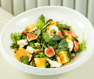 Figs & Nectarine Salad - Frontyard abu-dhabi
