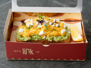 Drivu Avocado Scrambled Egg Toast