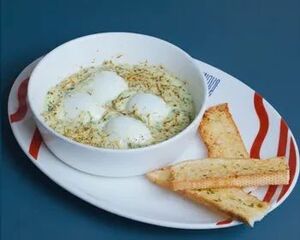 Mollet Egg Florentine - Wave Cafe abu-dhabi