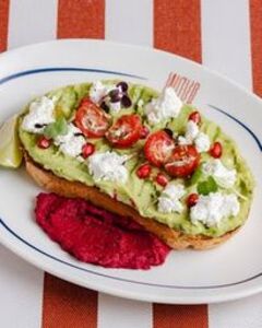 Avo Toast - Wave Cafe abu-dhabi