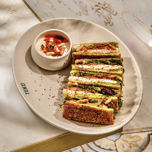 Drivu Grilled Halloumi Simit 