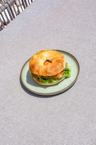 Drivu Chicken Caesar Bagel 