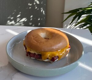 Drivu Home Style Egg Bagel with Bacon