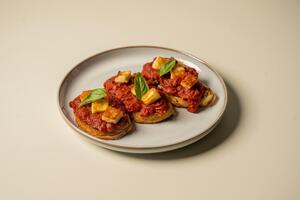 Drivu Osk x MenaWFeena: Halloumi Chili Honey Croissant