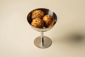 Drivu Osk x MenaWFeena: Zaatar Granola Balls