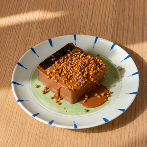 London Cake (One Slice) - Break By Mara AlAin Oasis al-ain