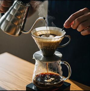 Iced V60 - Emirati Coffee abu-dhabi