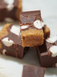 Rocky Road - Emirati Coffee abu-dhabi