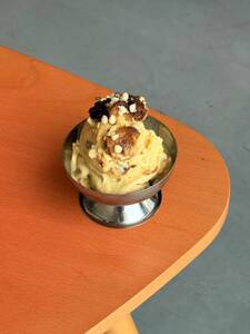 Banana Pudding Gelato - Stay Cafe dubai
