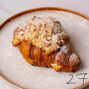 Drivu Almond Croissant 
