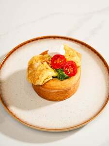Drivu Zataar Omelette Croissant
