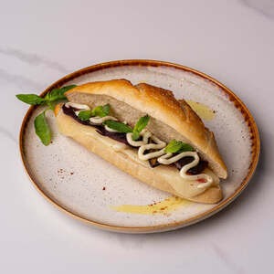 Drivu Halloumi Beetroot Baguette