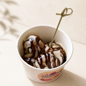 classic Cinnabon rolls - Oishina abu-dhabi