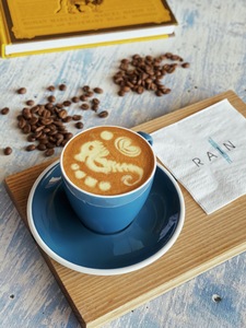 Hot Saffron Latte  - Rain abu-dhabi