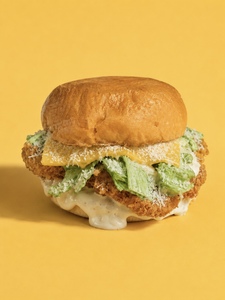 Classic Chicken Burger - Pout abu-dhabi