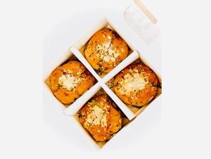 Korean Garlic Cheese Buns x 4 - Food4me dubai
