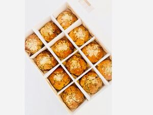 Korean Garlic Cheese Buns x 12 - Food4me dubai