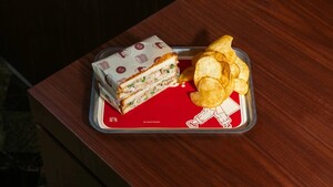 Shish Tawook Sandwich - Link by Mara abu-dhabi