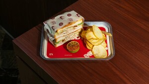 Lemon Chicken Sandwich - Link by Mara abu-dhabi