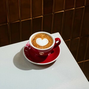 Hot Chocolate  - Link by Mara abu-dhabi