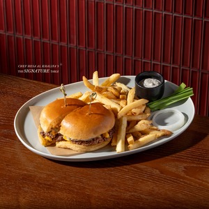 Lumee Double Smash Burger - Sugar & Salt  abu-dhabi