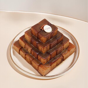 Date Pudding Cake Cubes (3 pieces) - Pastel dubai