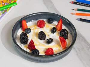 Mini Berries Granola - Home Bakery Kitchen dubai