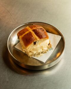 Burnt Butter Bun - OTAKU abu-dhabi