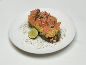 Scrambled Salmon Toast - Sla Cafe  abu-dhabi