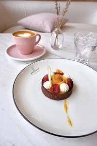 Drivu Chocolate Mango Tart
