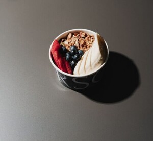 Acai Bowl with Fruits - ESPRSO LOUNGE dubai