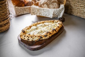 Cheese & Honey - ZOI Cafe AlJimi al-ain