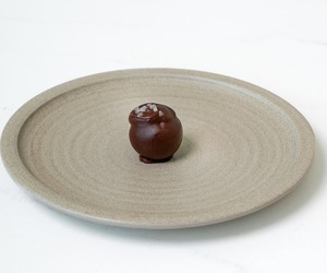 Dark Chocolate w/ Caramel Seasalt - Cliq dubai