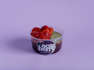 Strawberry Pistachio Paradise - Acai Berry abu-dhabi