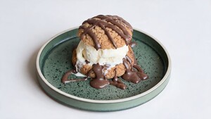 Chocolate Profiterole - White Cafe abu-dhabi