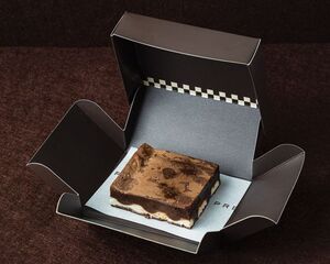 Kinder Brownie - Press AlQana abu-dhabi