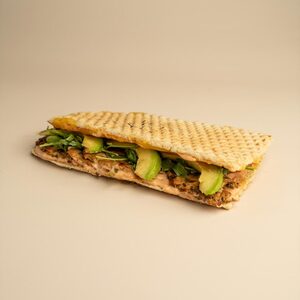 Chicken N Grill Sandwich - Dots Cafe abu-dhabi