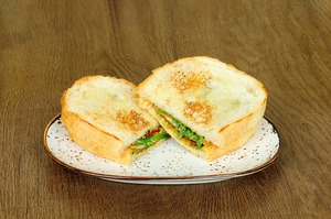 Halloumi Toast - KASSEL Cafe al-dhaid