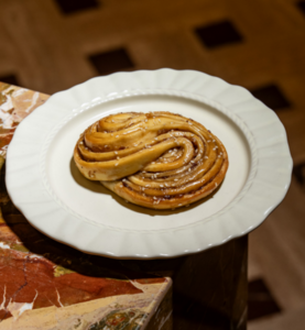 Date Bun - The Lounge Culinary dubai