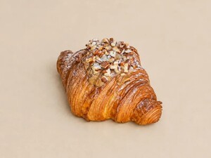 Pecan Croissant - Press AlQana abu-dhabi