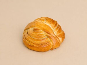 Cardamom Bun - Press AlQana abu-dhabi