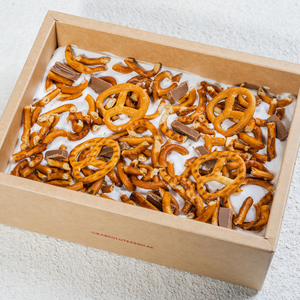 Pretzel Banana Pudding Gathering Box - Absolute Zero al-ain