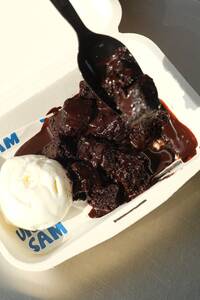 Matilda cake - Uncle Sam sharjah