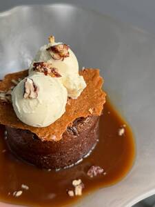 Sticky Toffee Date Cake - La Petite Cafe al-ain