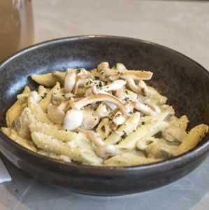 Drivu Chicken & mushroom pasta