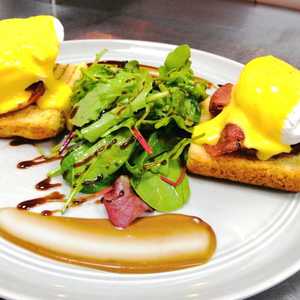 Drivu Egg Benedict