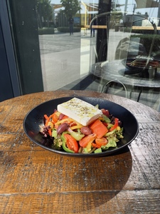Drivu Greek Salad