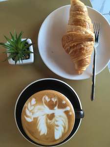 Drivu Plain Croissant