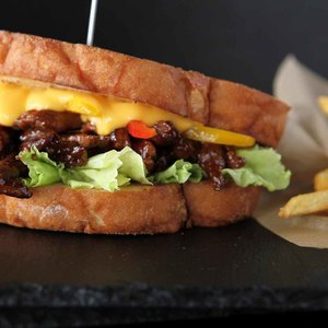 Drivu Steak Onion Sandwich