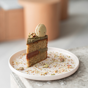 Drivu Pistachio Gianduja Cake